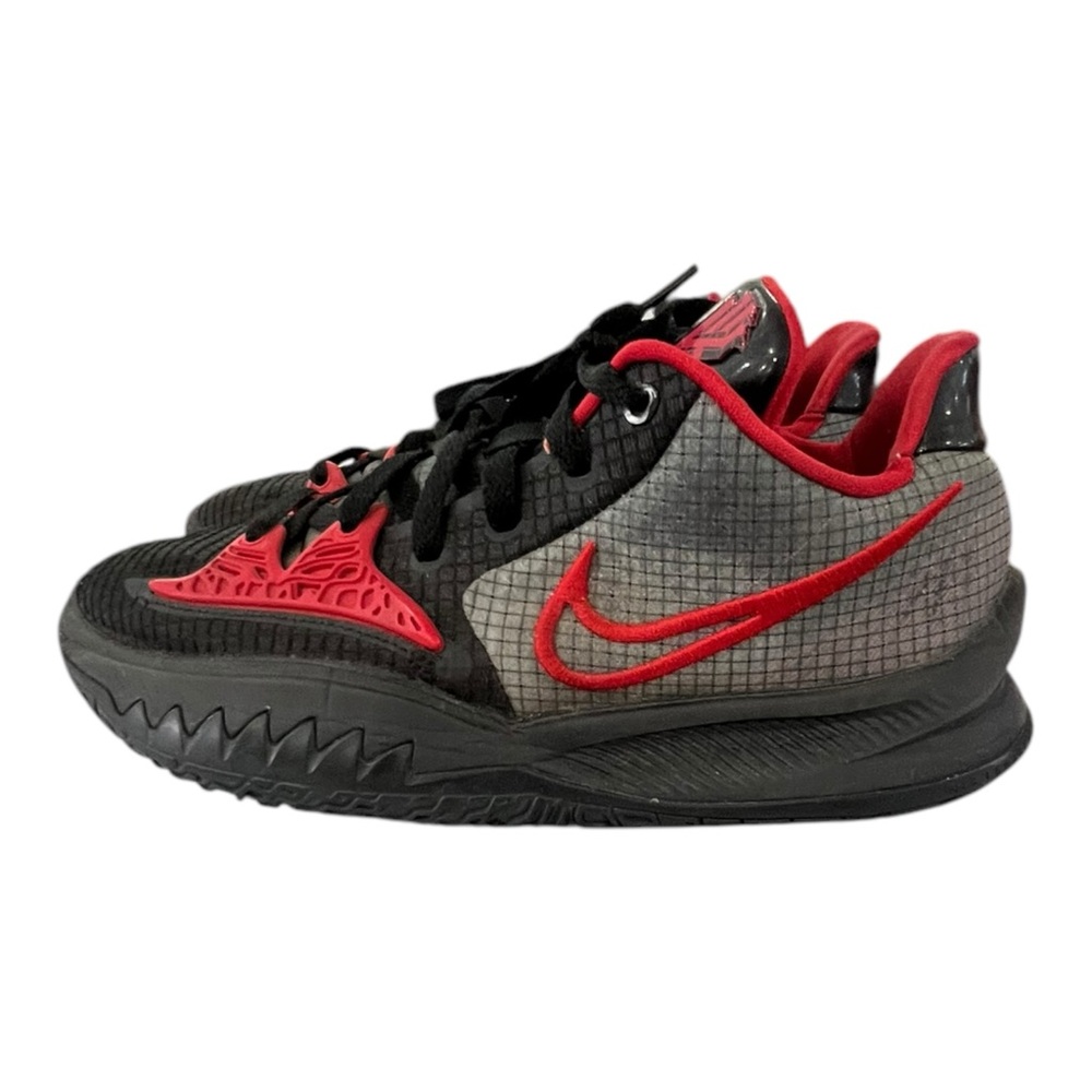 Nike Kyrie Low 4 Men’s Size 7 Bred Black University Red Basketball CW3985-006 - Picture 4 of 10